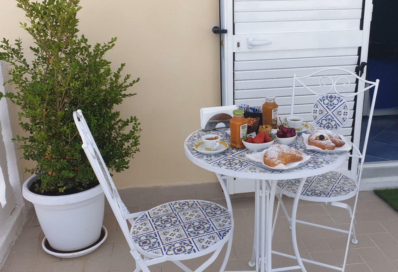 A Un Passo Dal Mare Bed & Breakfast Agropoli Ngoại thất bức ảnh